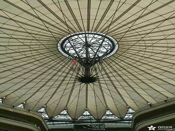 武漢膜結構頂棚ETFE透光膜商業街案例